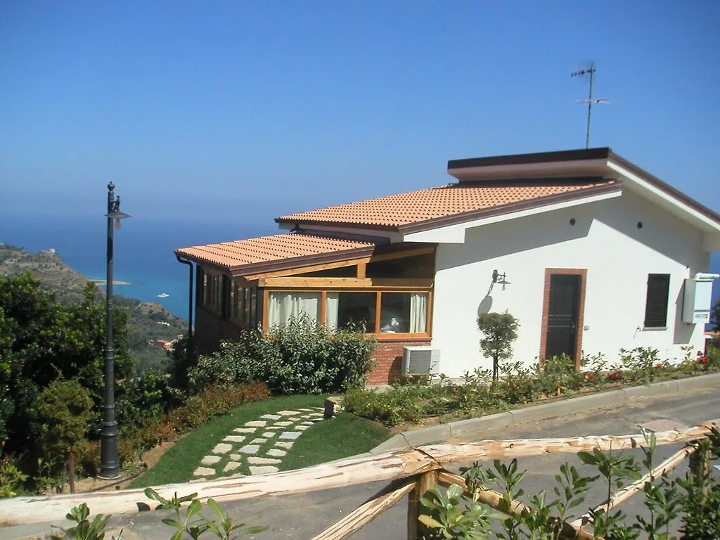 Residence Galati Capo dʼOrlando