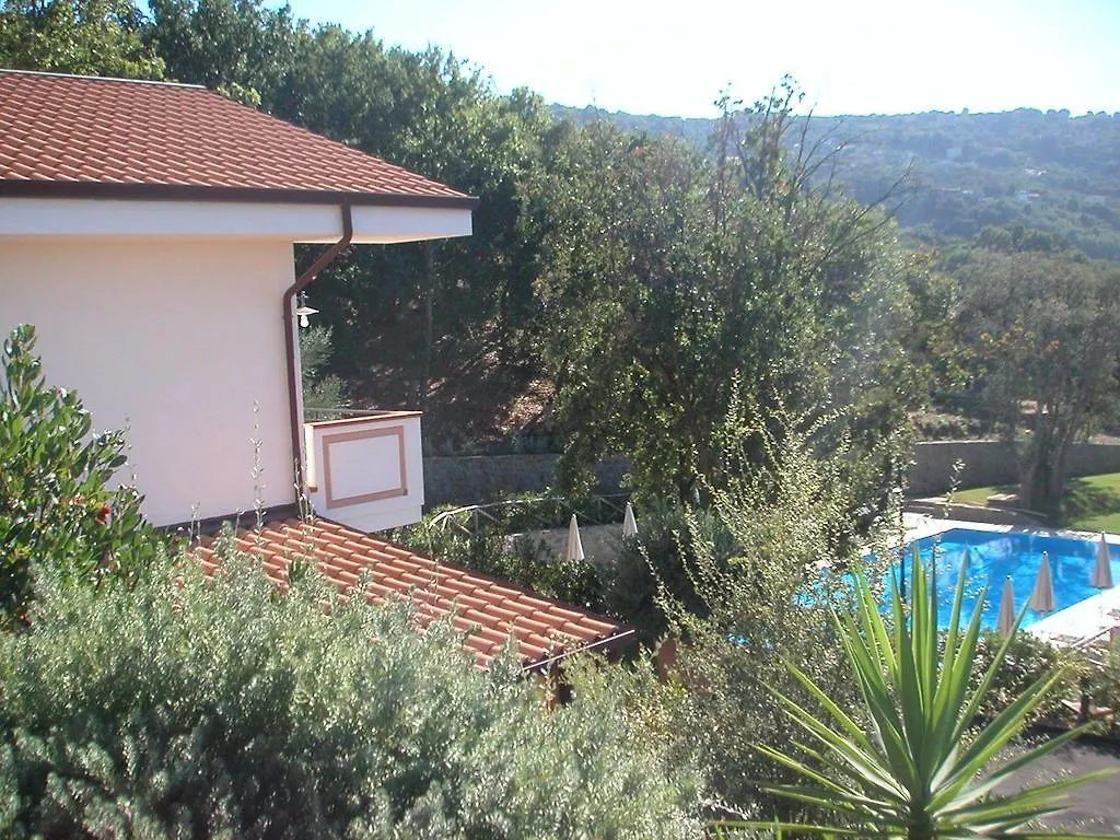 Aparthotel Residence Galati Capo dʼOrlando