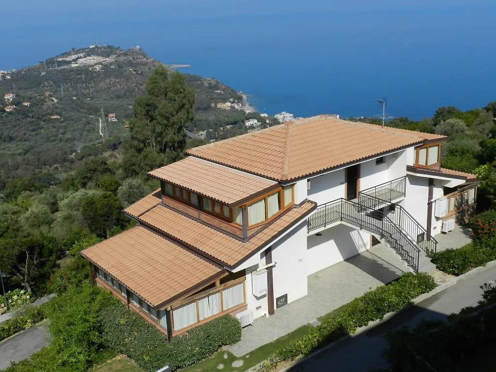 Aparthotel Residence Galati Capo dʼOrlando