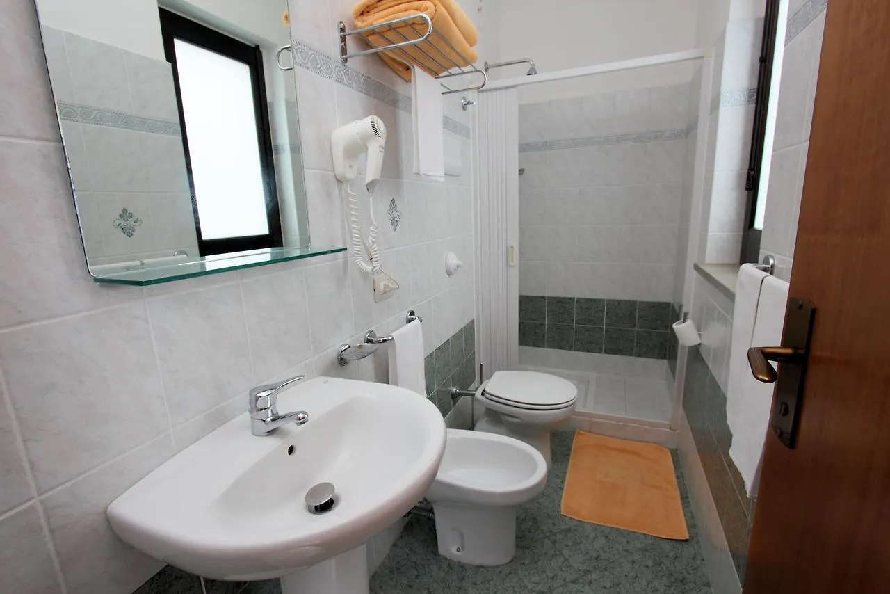 ** Aparthotel Residence Galati Capo dʼOrlando Italia