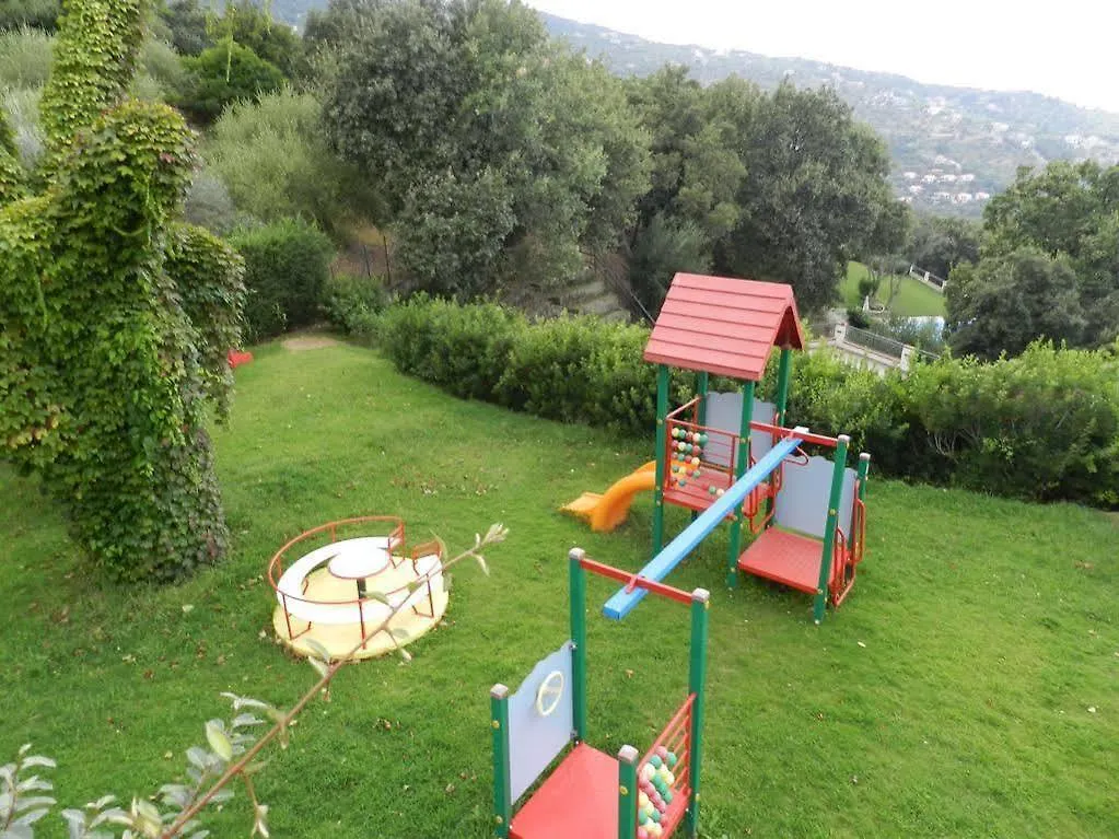Aparthotel Residence Galati Capo dʼOrlando