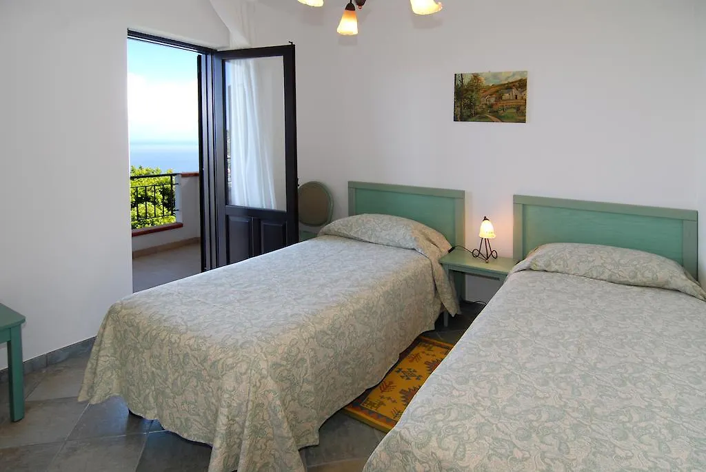 Aparthotel Residence Galati Capo dʼOrlando